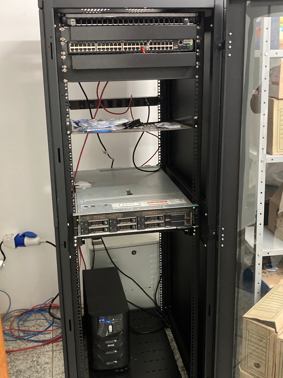Rack Corporativo